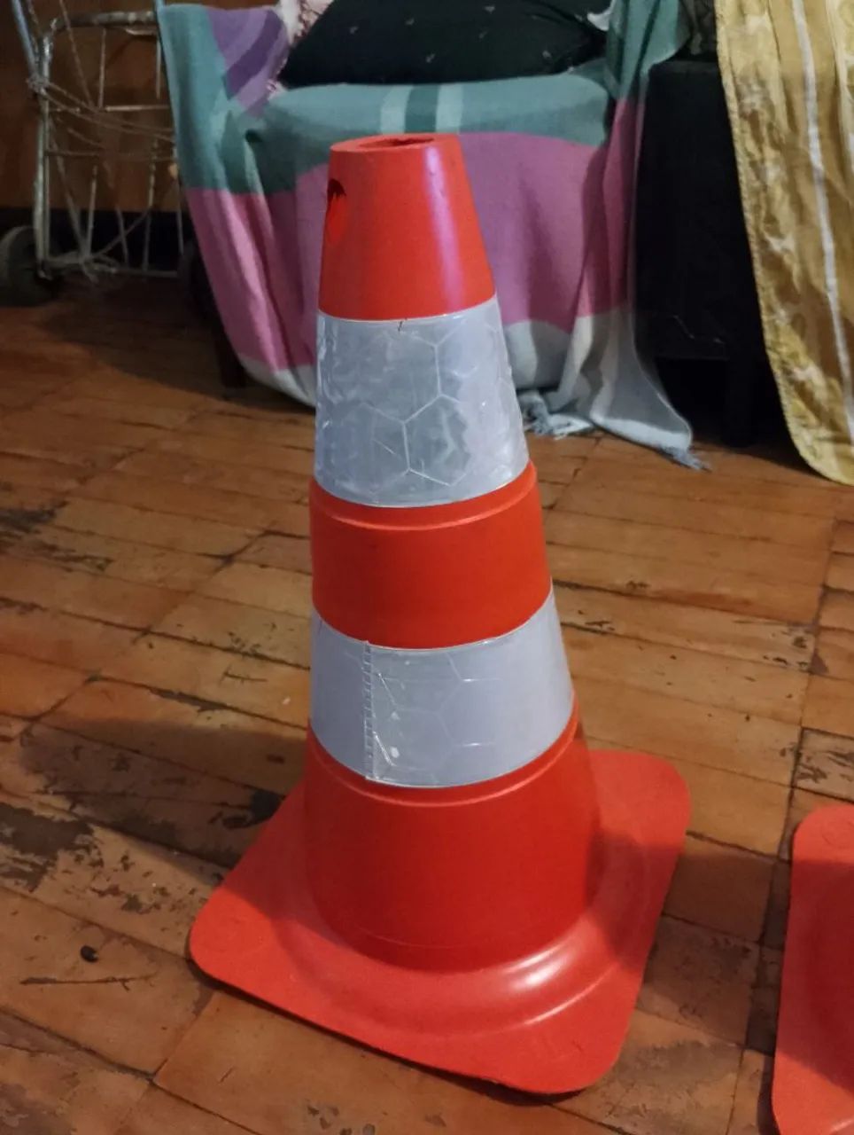 Cones de sinalização  - Foto 3