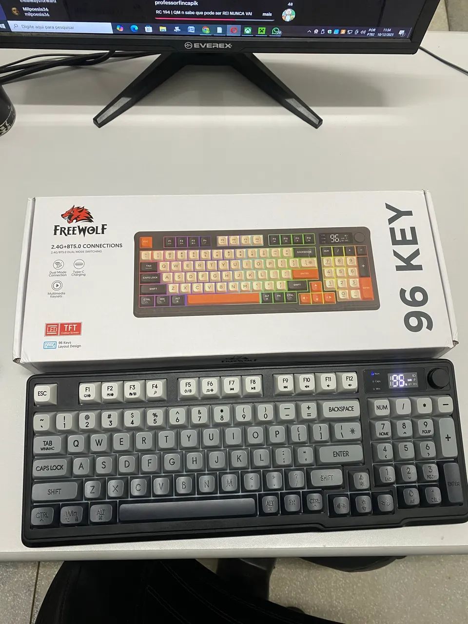 KIT GAMER - TECLADO FREEWOLF + MOUSE SMAILWOLF  - Foto 2