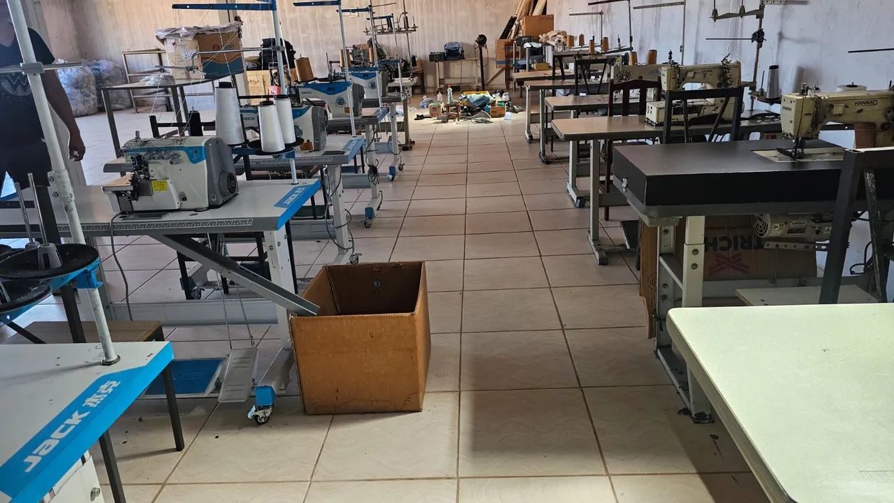 Máquina de costura  - Foto 4