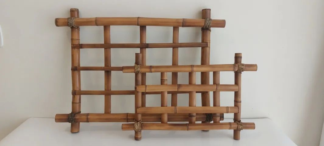 2 Suportes de bambu para plantas (parede)