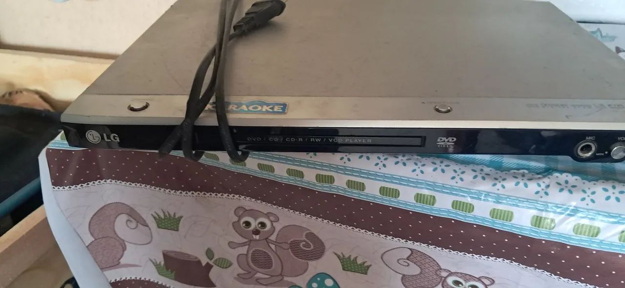 DVD 