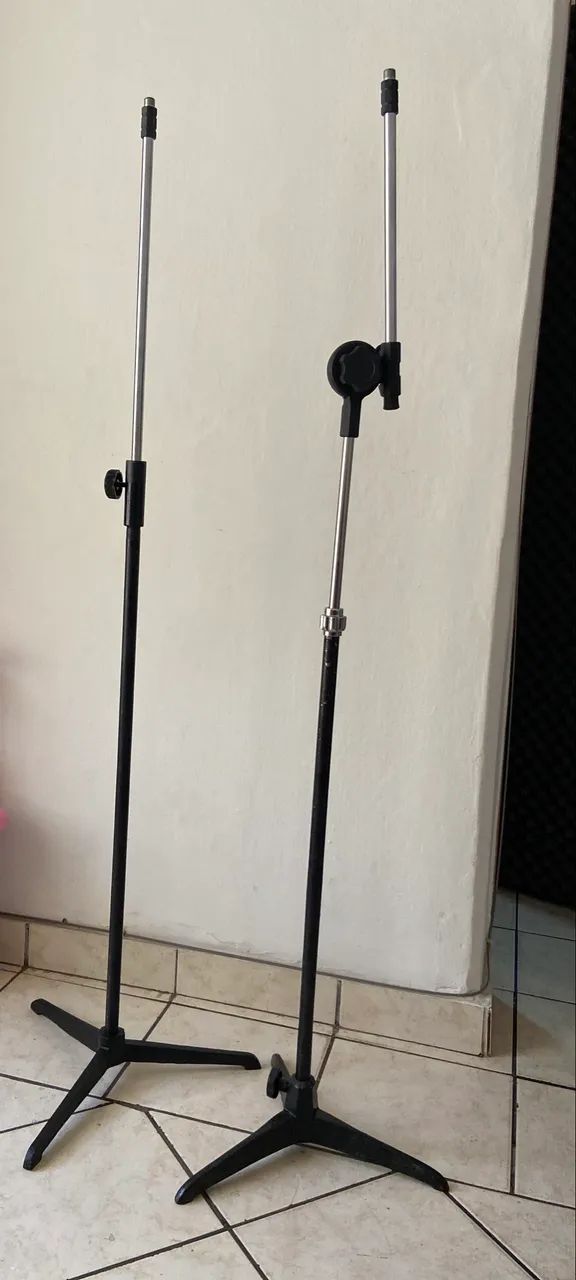 Par de Pedestais para microfone pés de ferro
