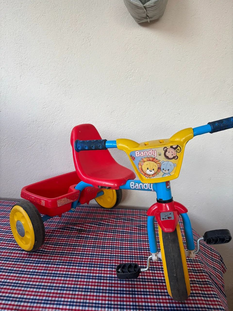 Vendo triciclo infantil  - Foto 5