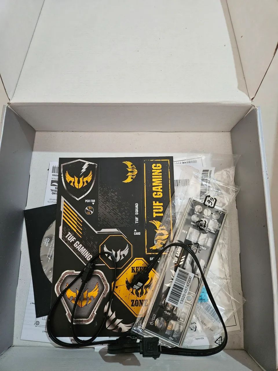 ASUS TUF GAMING B550M PLUS AM4 - Foto 3