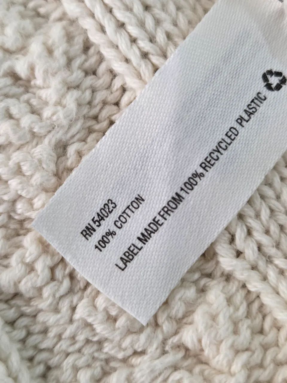 cardigan tricot baby gap bege 6-12 meses - Foto 5