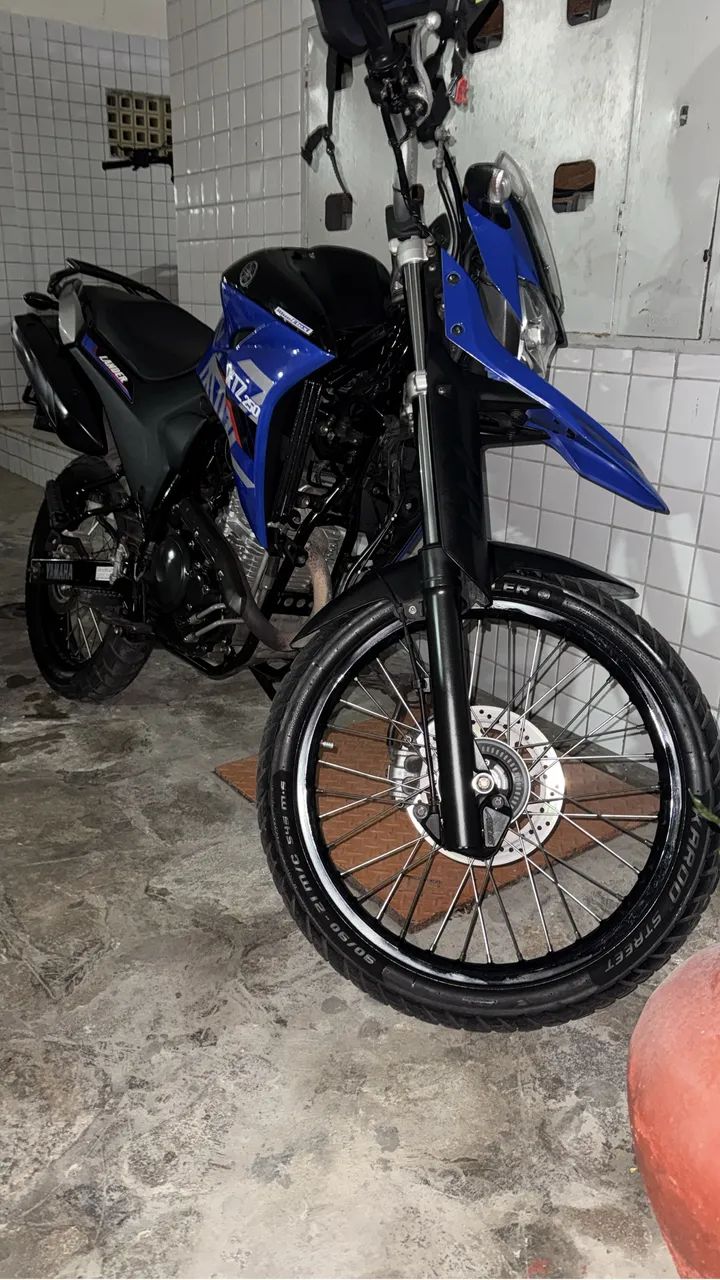 XTZ Lander 250  - Foto 2