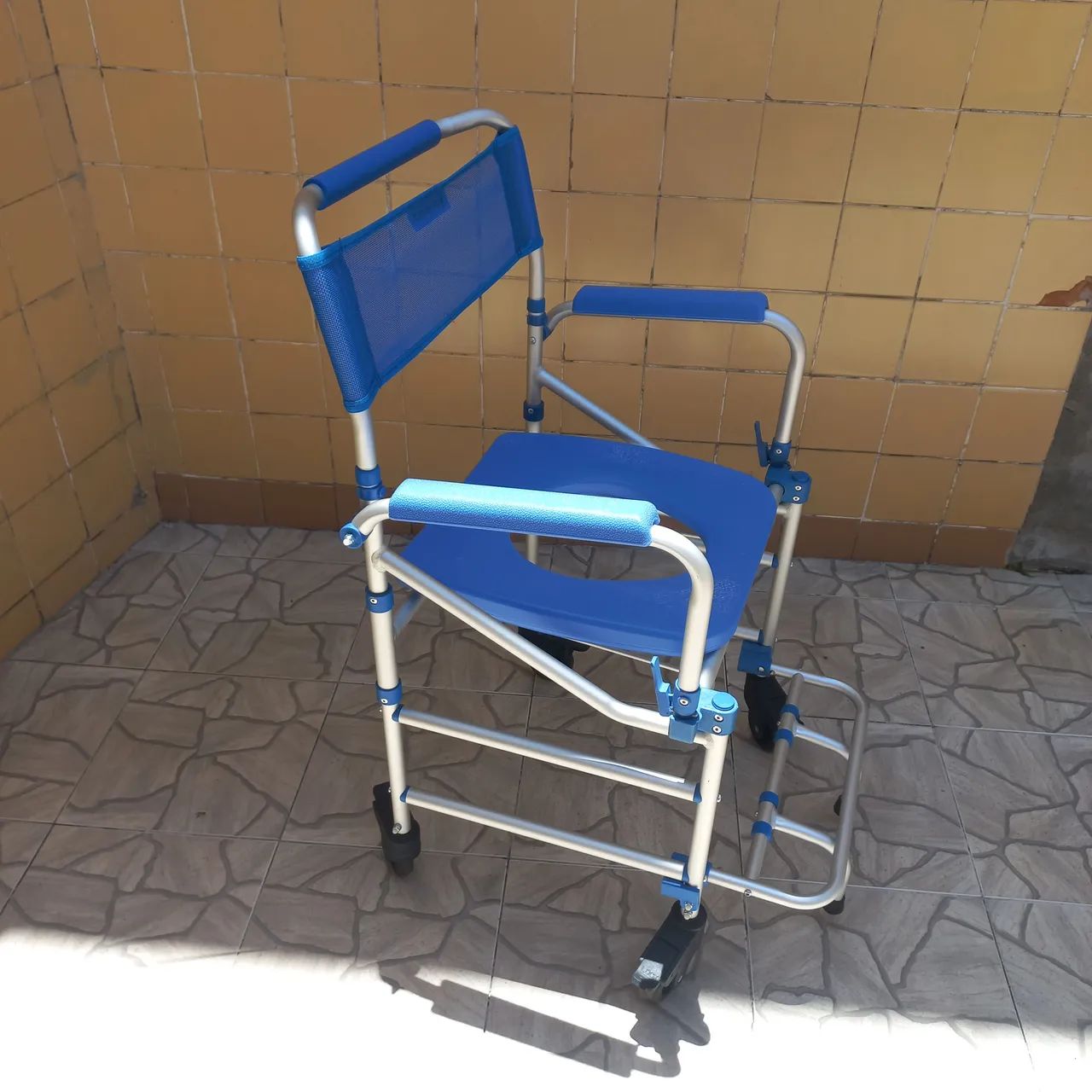 Cadeira de banho  - Foto 4