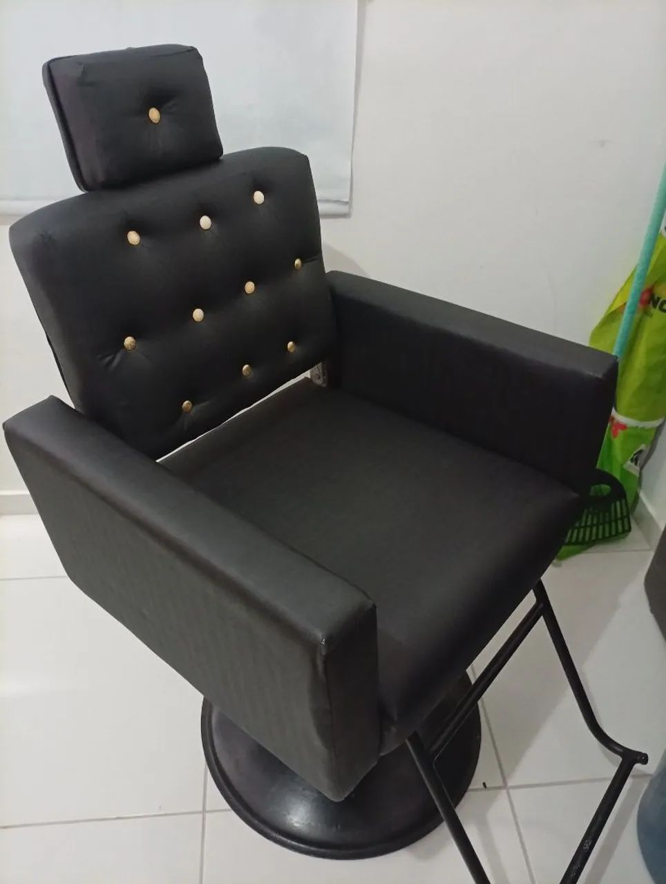 Cadeira de barbearia/salão  - Foto 2