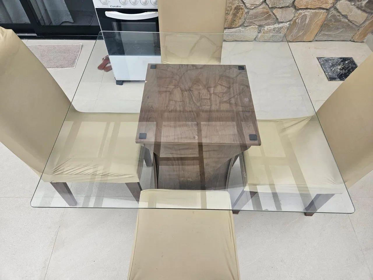 Mesa com 4 cadeiras - Foto 2