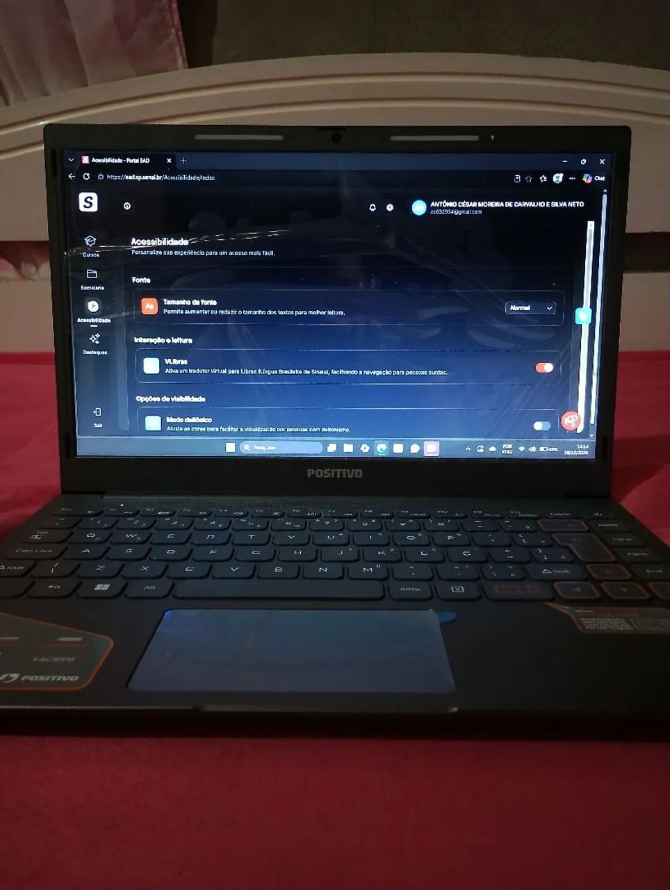 Vende-se notebook Positivo Vision C14