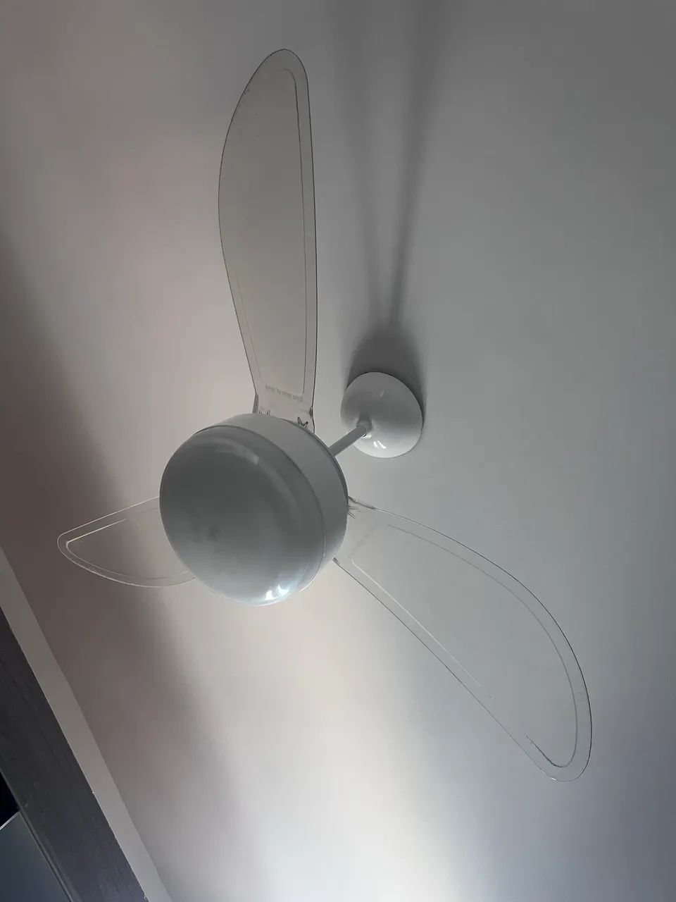 Ventilador de teto 