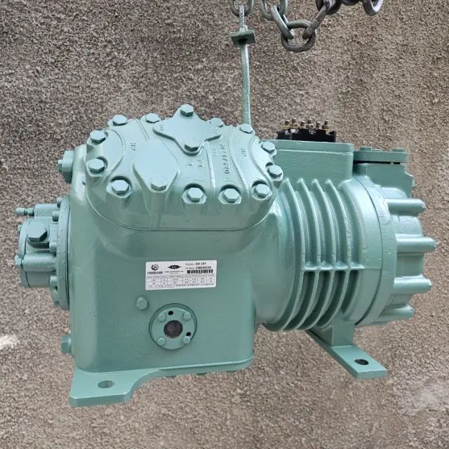 Compressor Semi-hermético 4JE-15Y 380v Bitzer