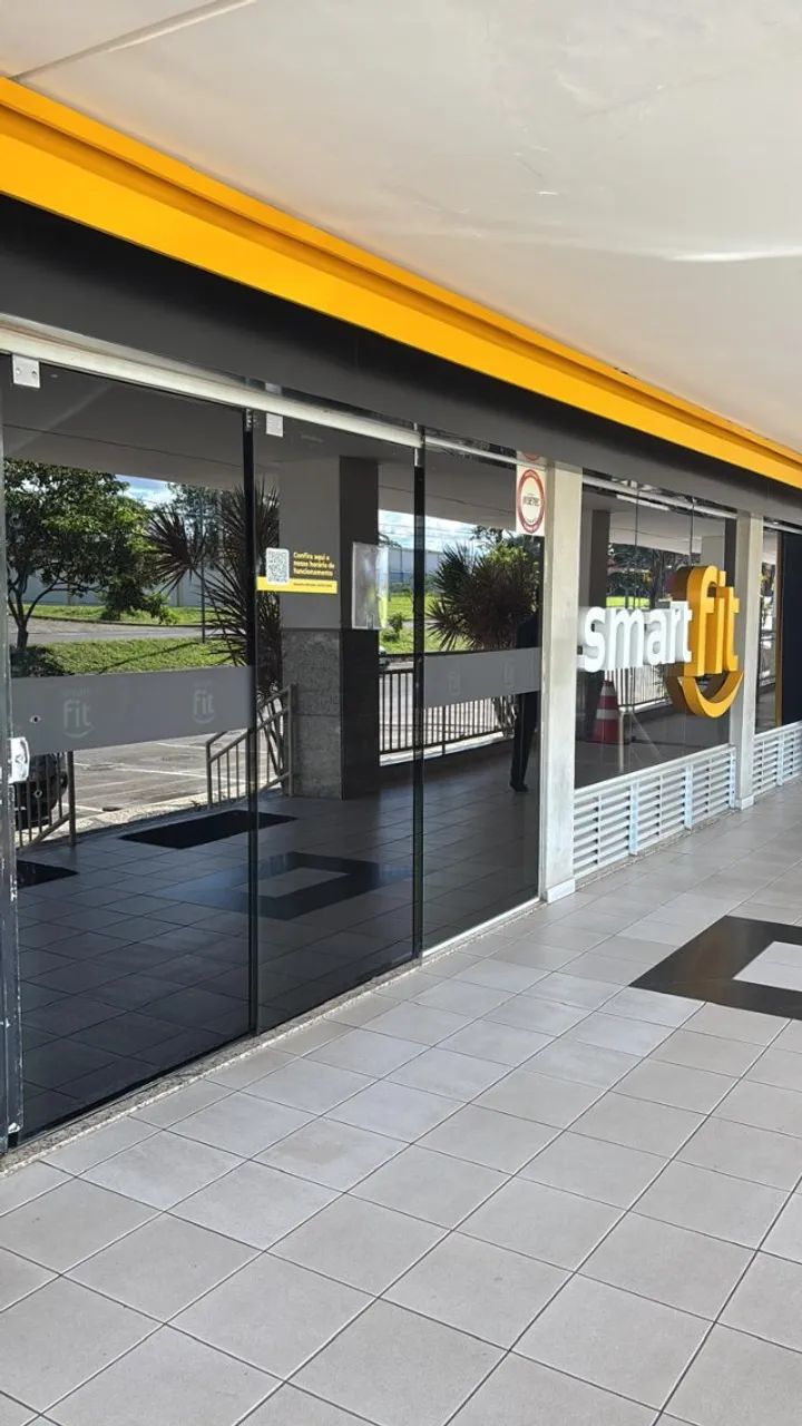 Alugo excelente loja na Quadra 300 do Sudoeste- NAO TRABALHO COM IMOBILIÁRIA - Foto 3