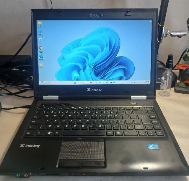 03 Notebooks Thinkpad Asus Itautec Funcionando com Detalhes - Foto 3