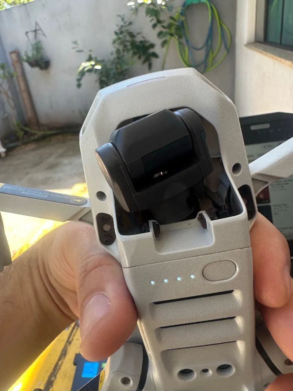 DJI Mini 2 Fly More Combo completo - com defeito apenas no gimbal - Foto 2