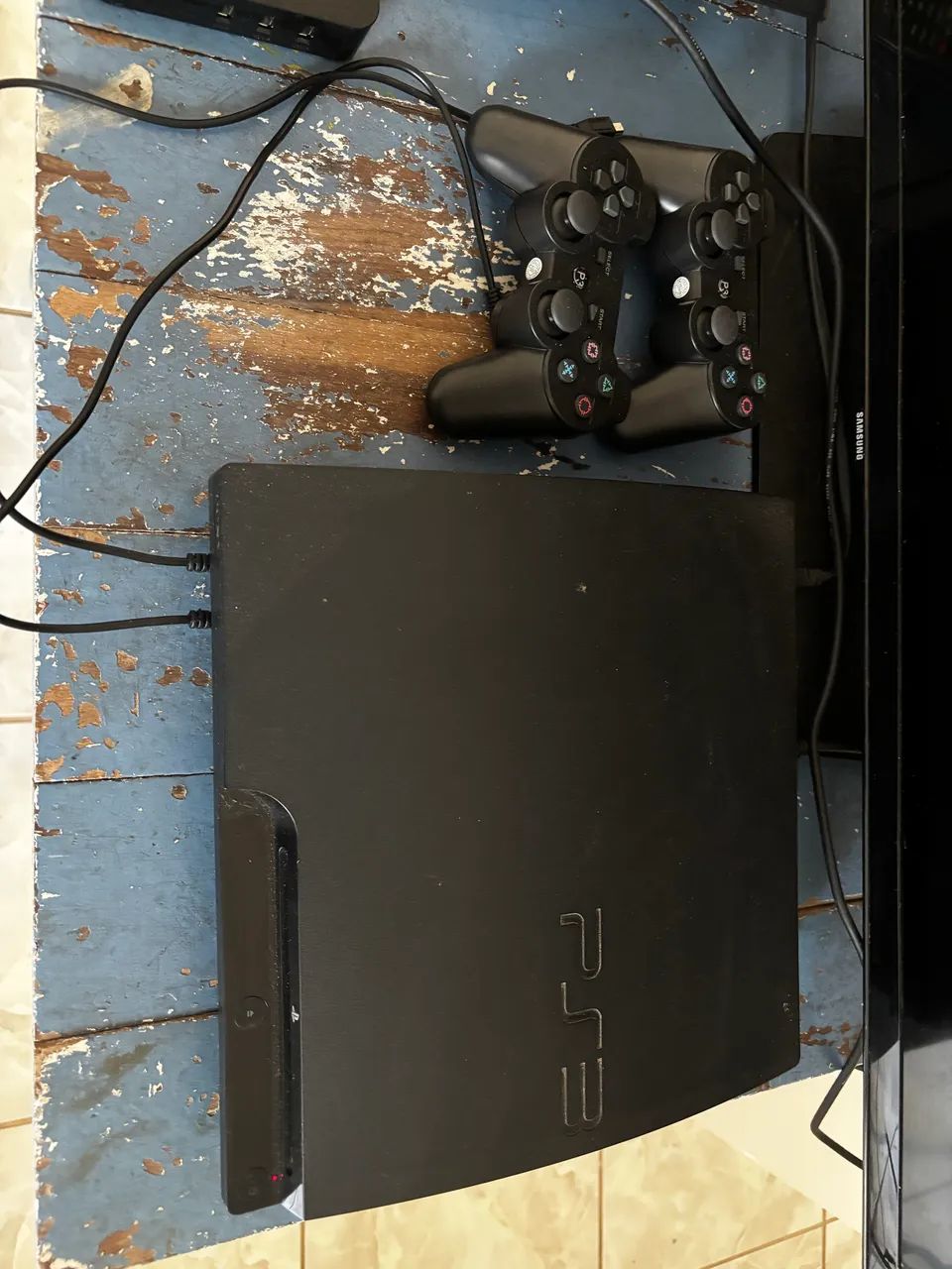 Jogos Play 3 e console com 2 controles 