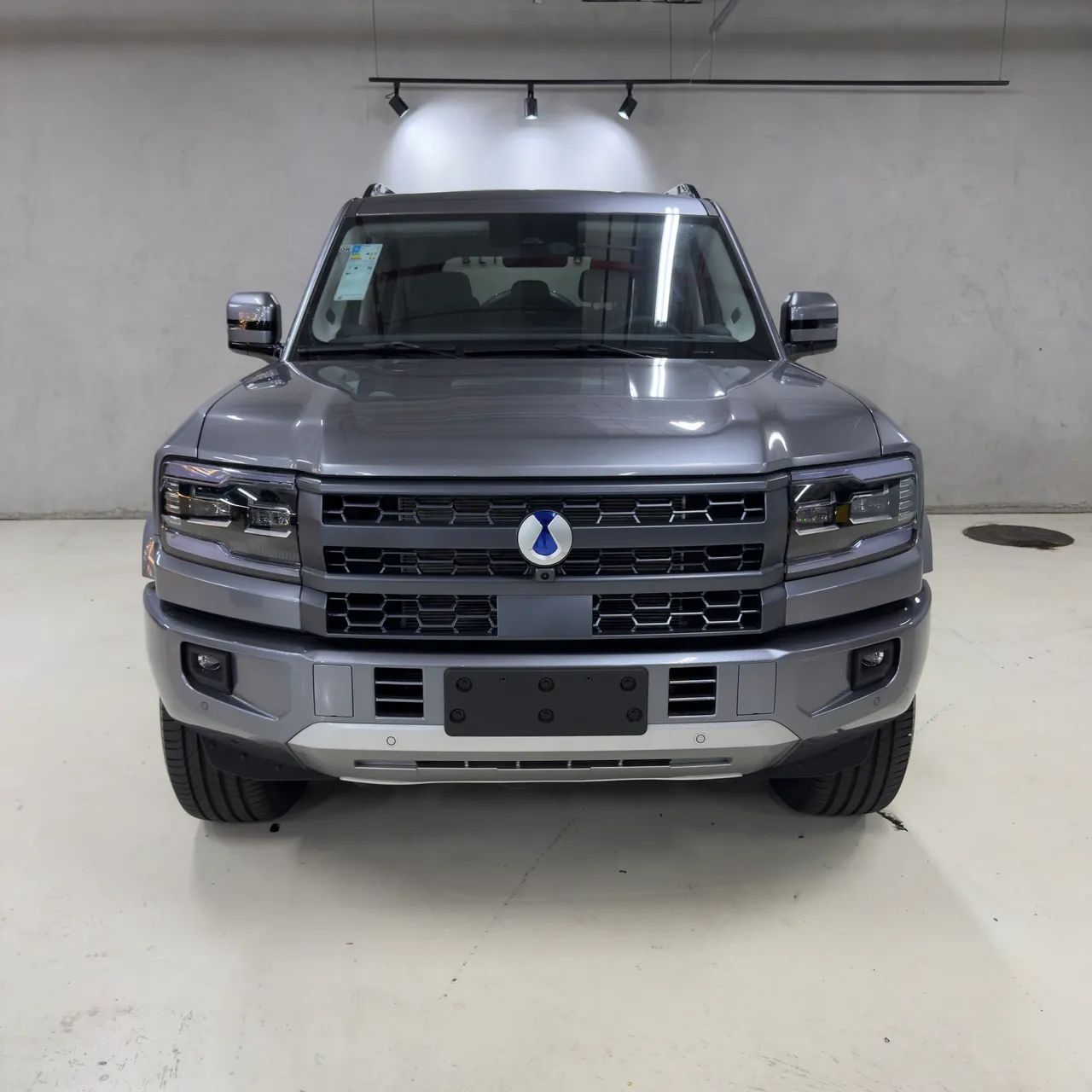 Denza B5 4WD 2027 - Foto 2