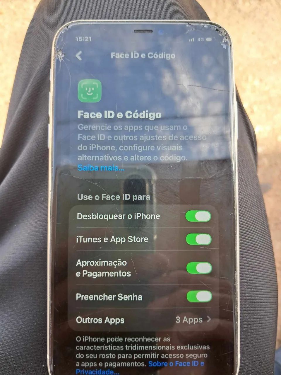 iPhone 11 64Gb Trincado** - Foto 4