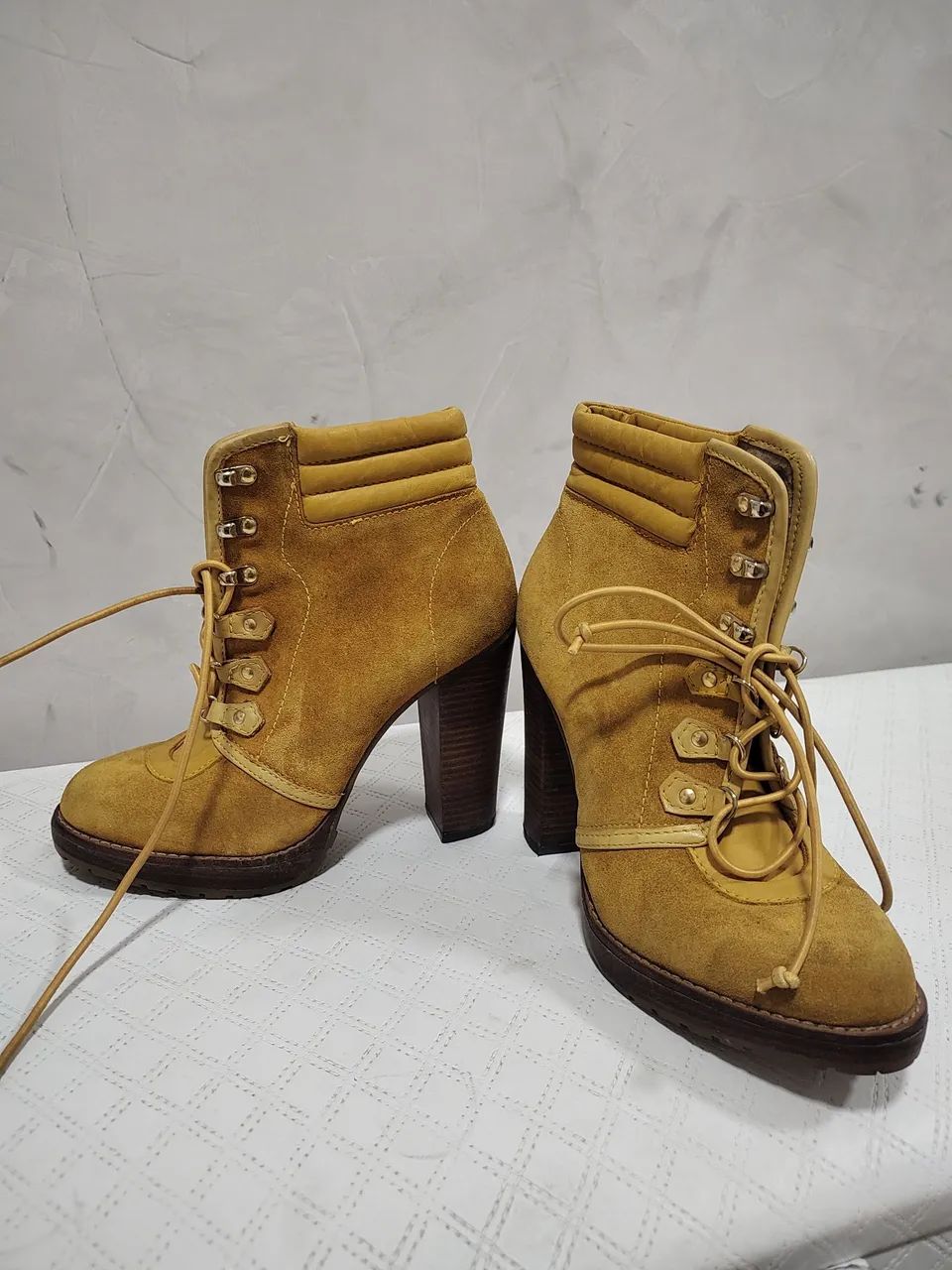 Vendo bota feminina. - Foto 2