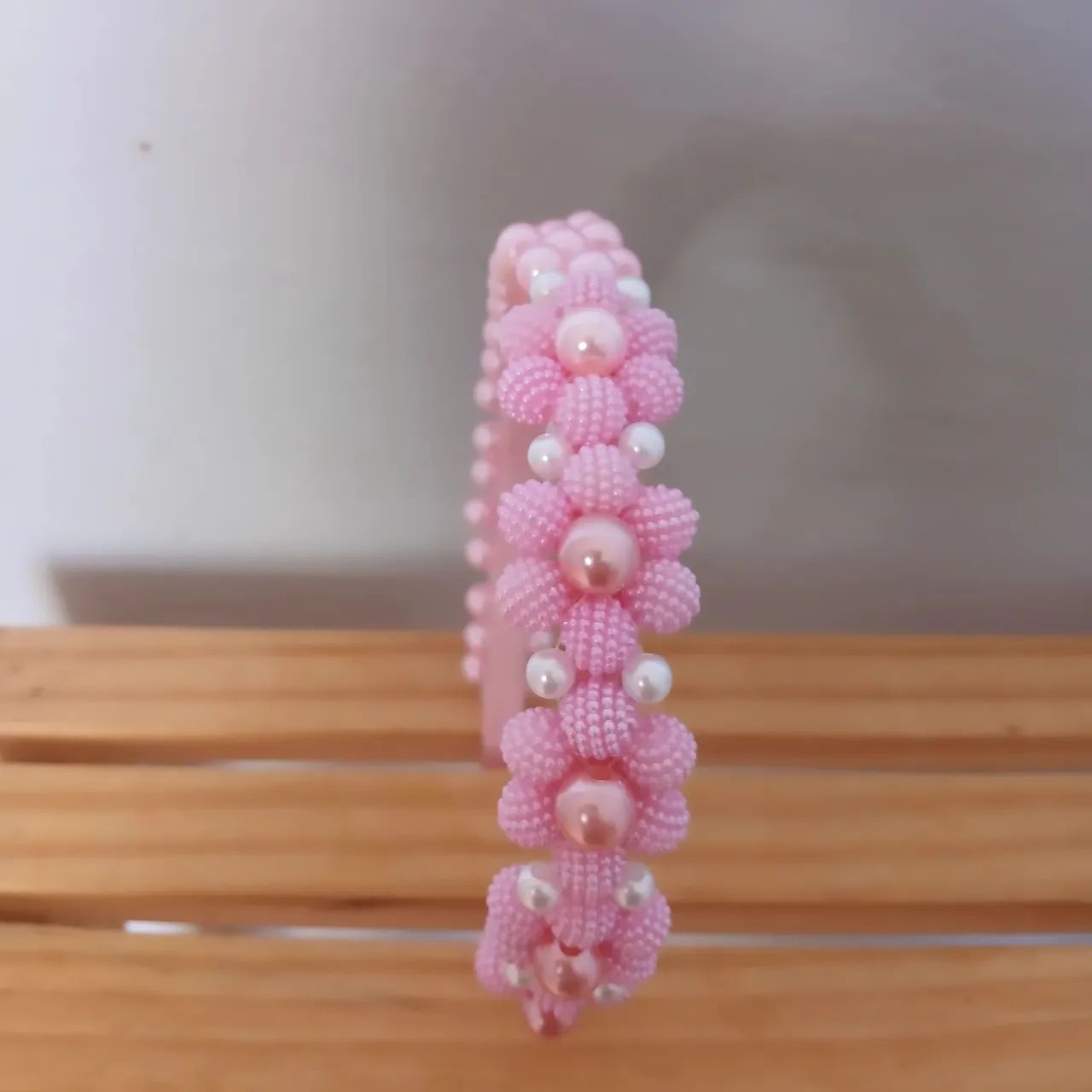 Tiaras de cabelo bordadas a mão 