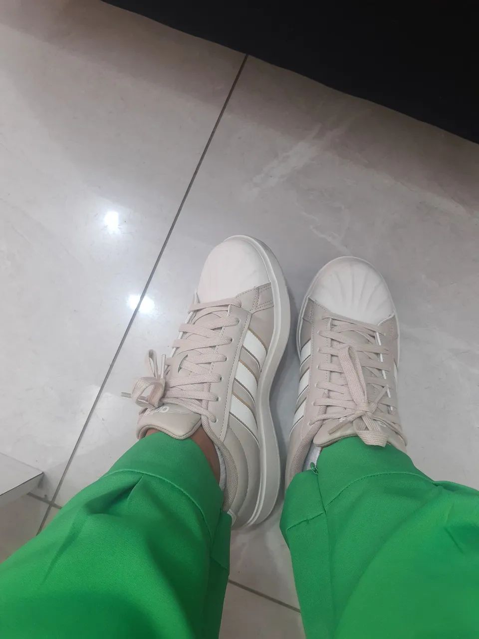 Tênis Adidas número 38 - Foto 2
