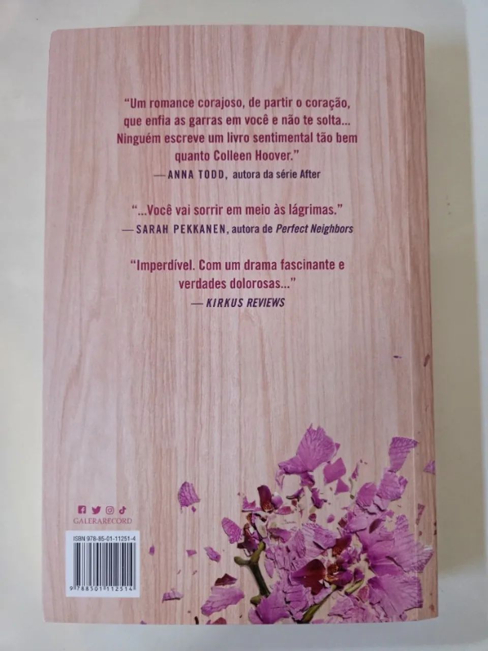 Livros "É Assim que Acaba" e "É Assim que Começa" - Colleen Hoover - Foto 2