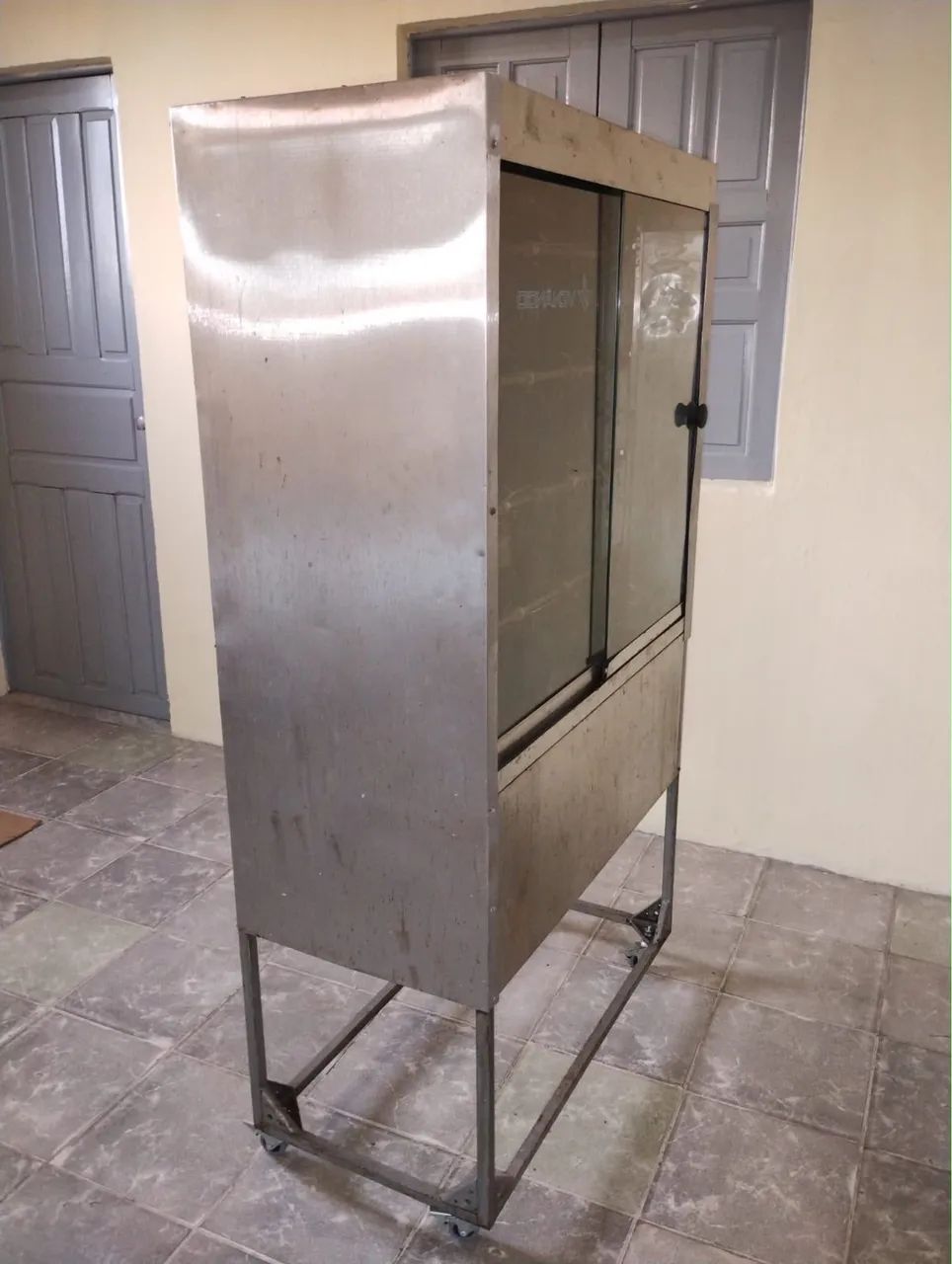 Vendo galeteira de frango  - Foto 2