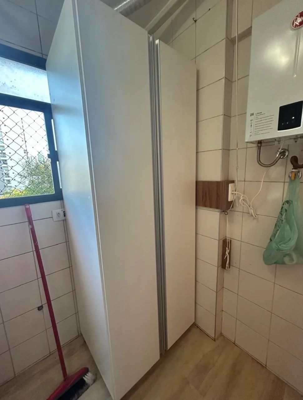 Armário multiuso duas portas 