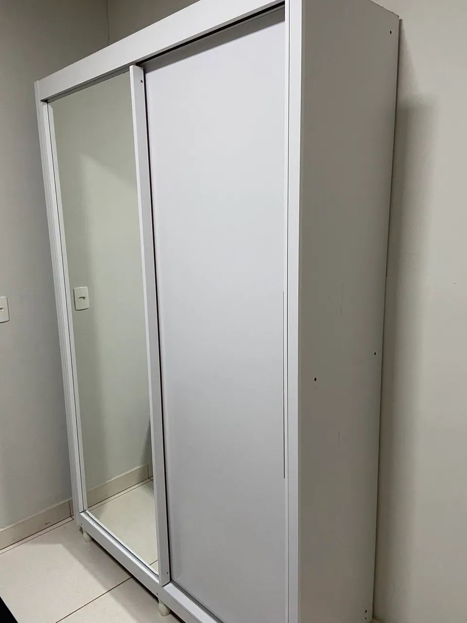 Guarda Roupa
