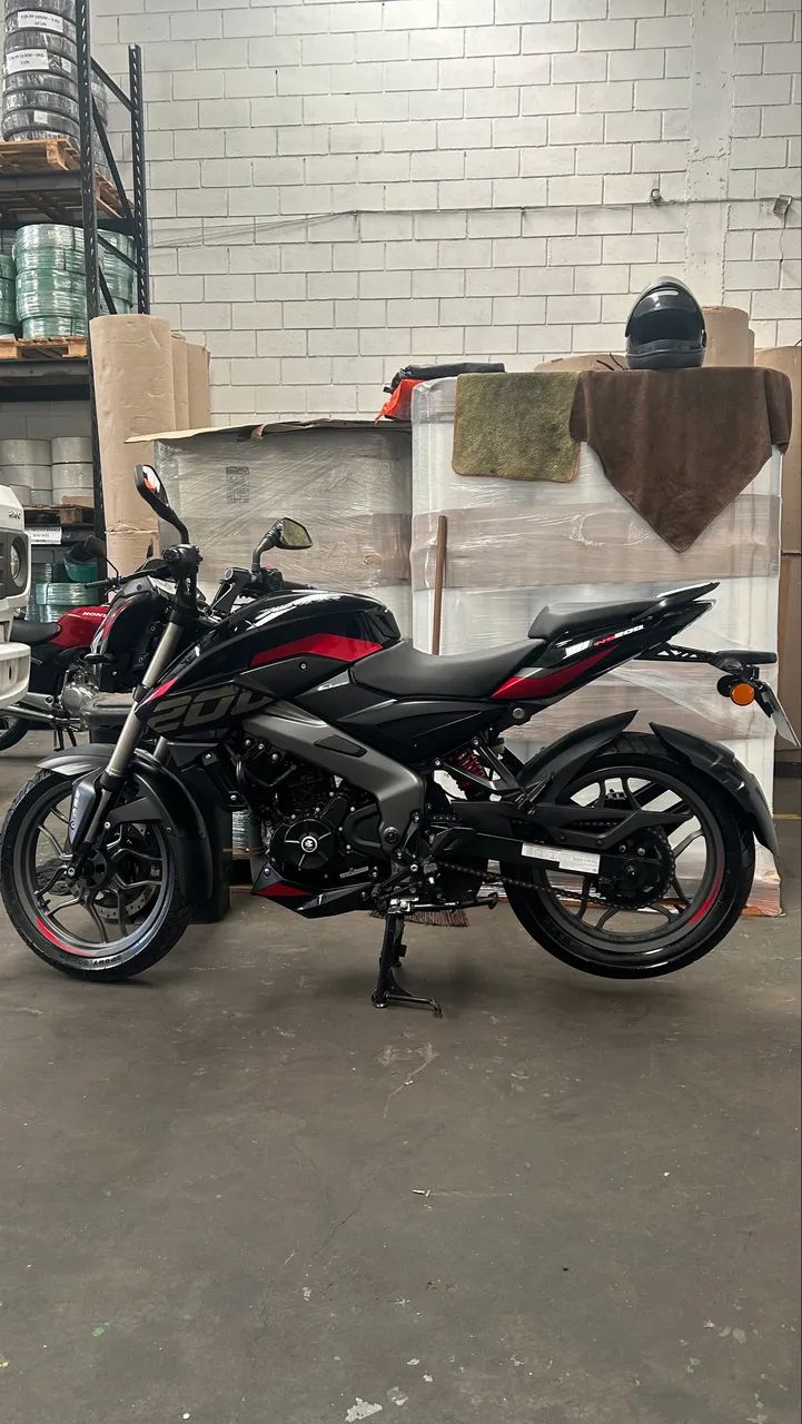 Bajaj Dominar NS200