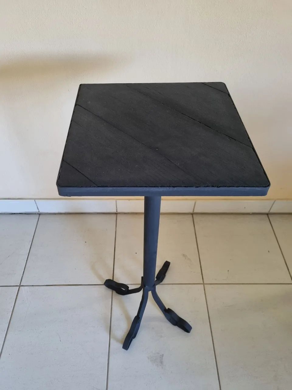 Mesa bristrôt, nova, ferro.  - Foto 3