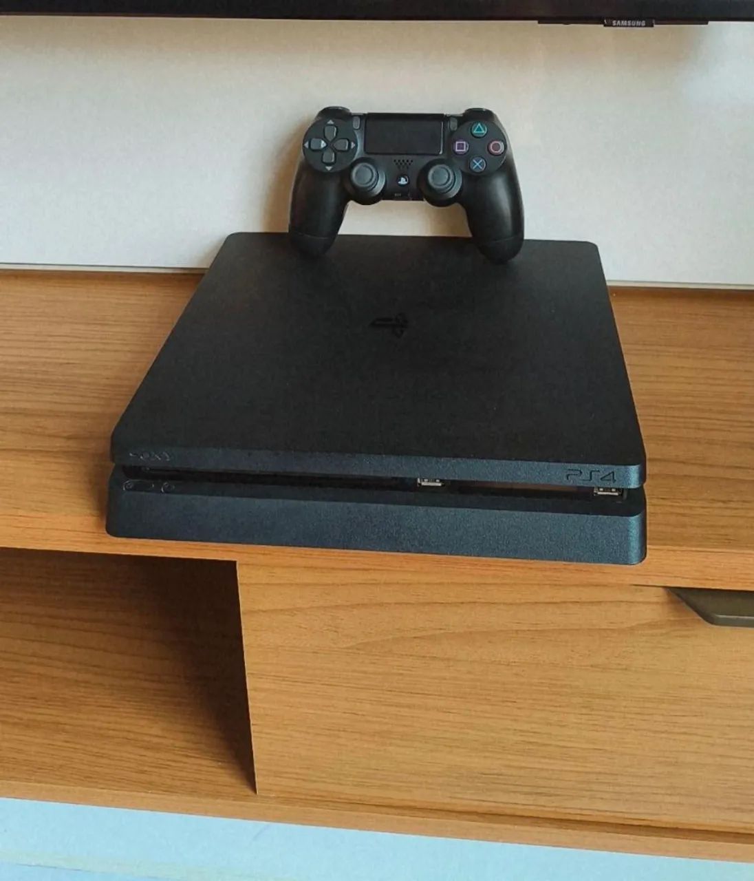 VENDO PS4 ESTÁ BEM CONSERVADO  - Foto 2