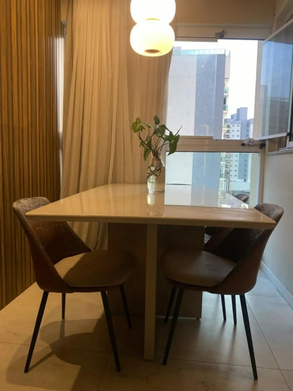MESA DE JANTAR 1,60x0,90