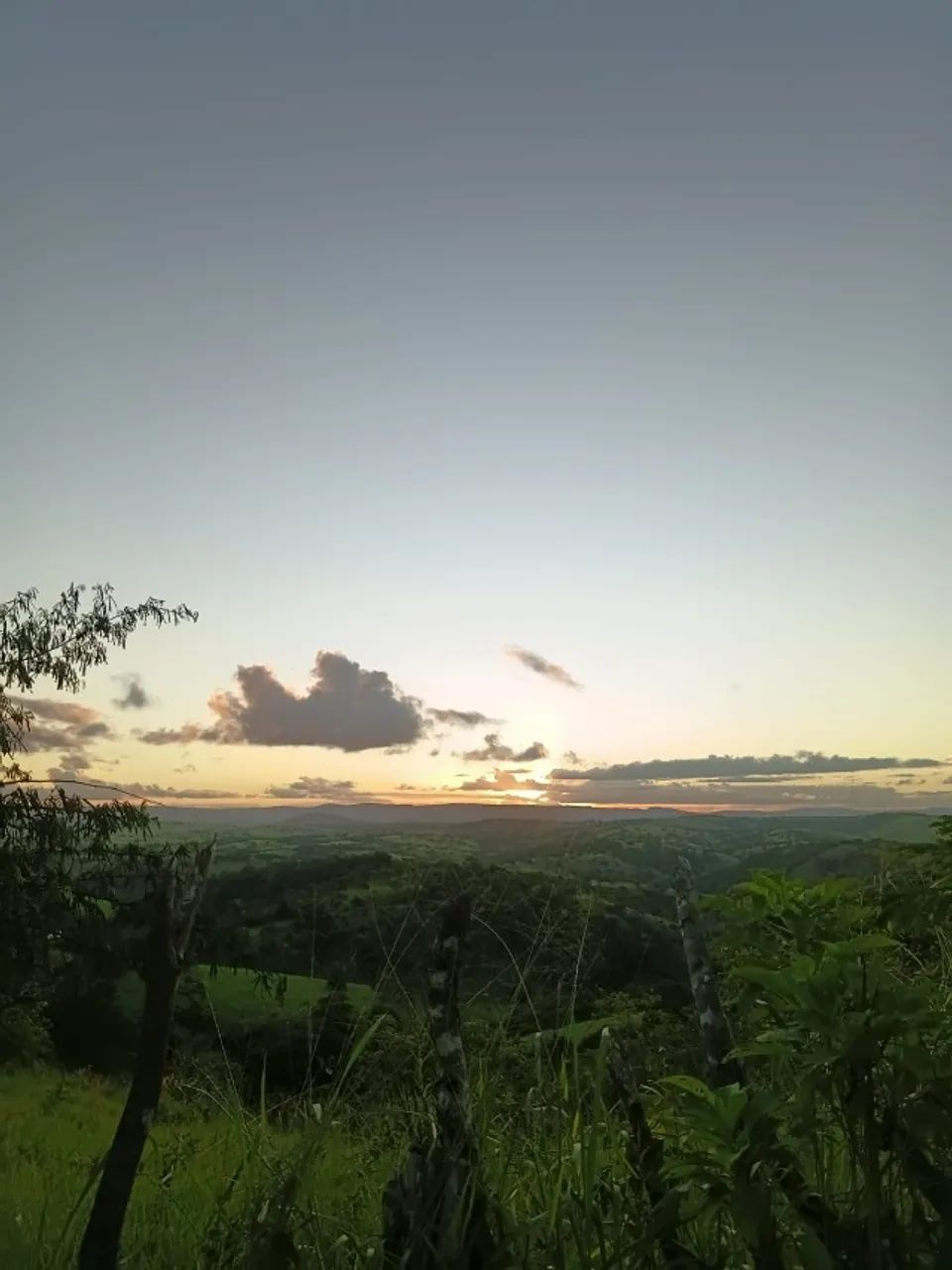 LINDA CHÁCARA 1000m² - REFÚGIO COMPLETO PARA MORADIA OU LAZER! - Foto 3