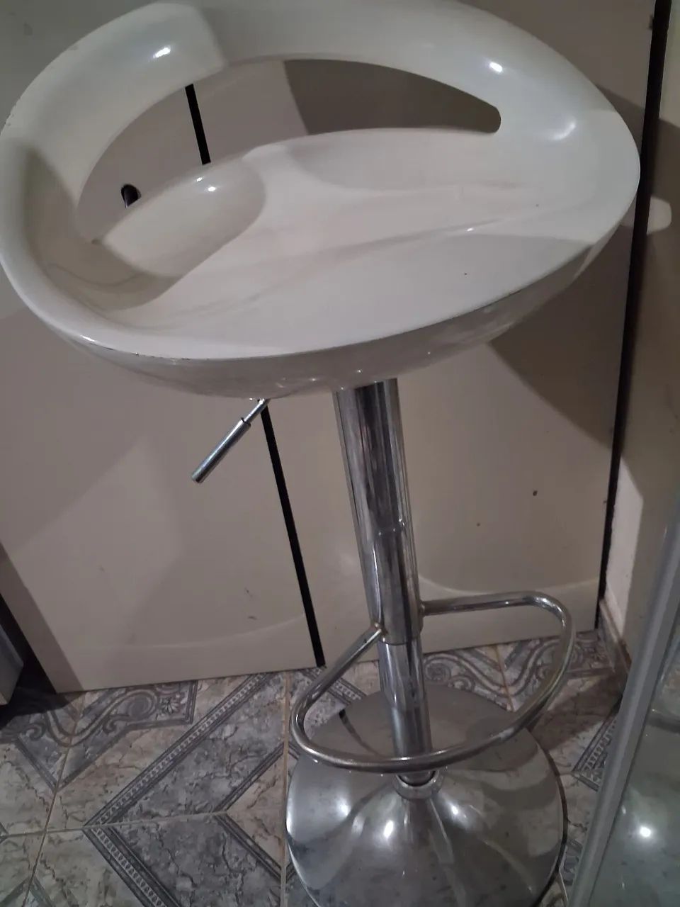 Cadeira  de bancada 