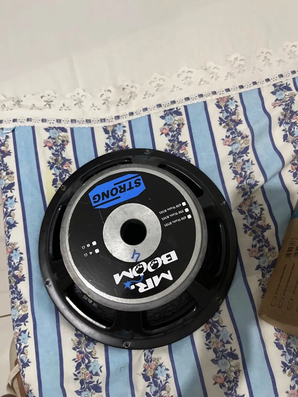 Alto falante Sturdy 12 polegadas 550rms 4ohms praticamente novo - Foto 2
