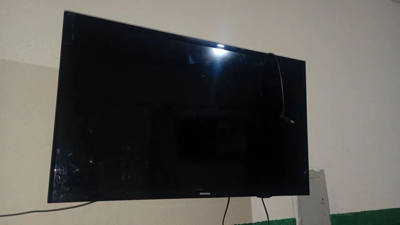 TV 32 polegadas Samsung ( para retirada de peças) - Foto 2