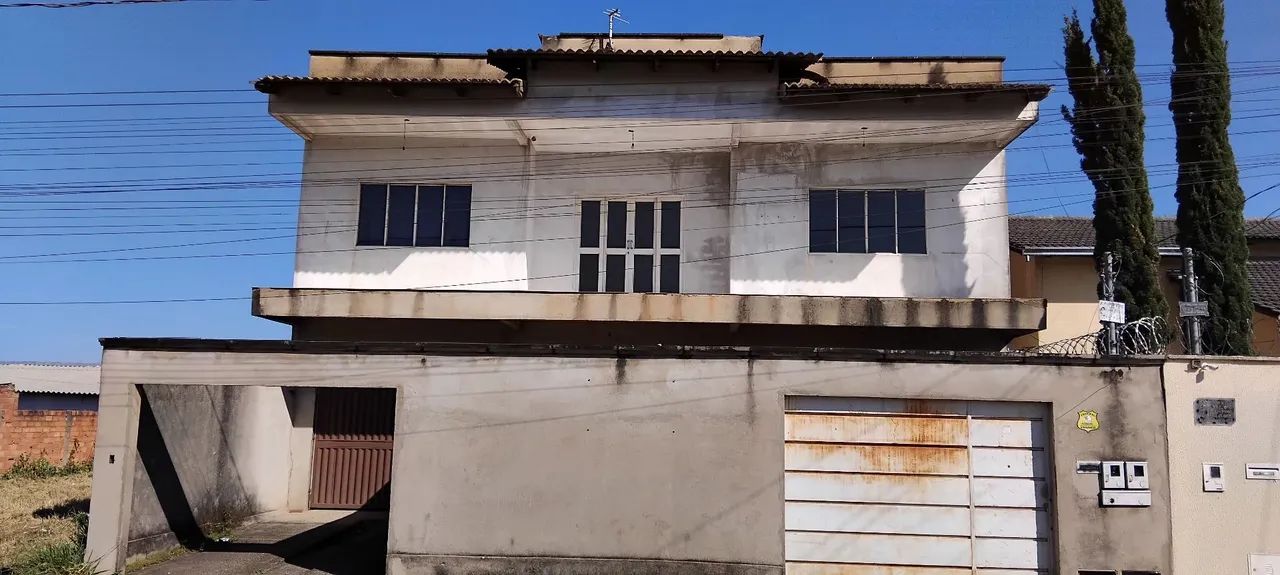 Sobrado com Barracão nos fundos  - Foto 4