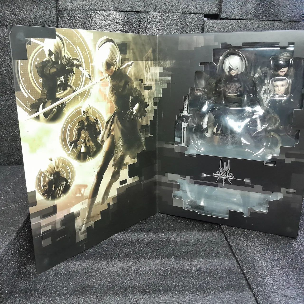 Play Arts Kai Nier Automata 2B + A2 Deluxe Originais Lacradas - Foto 3