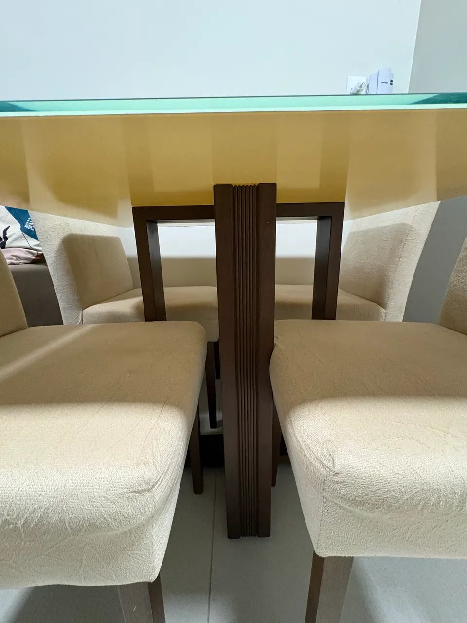 Mesa com 4 cadeiras  - Foto 2