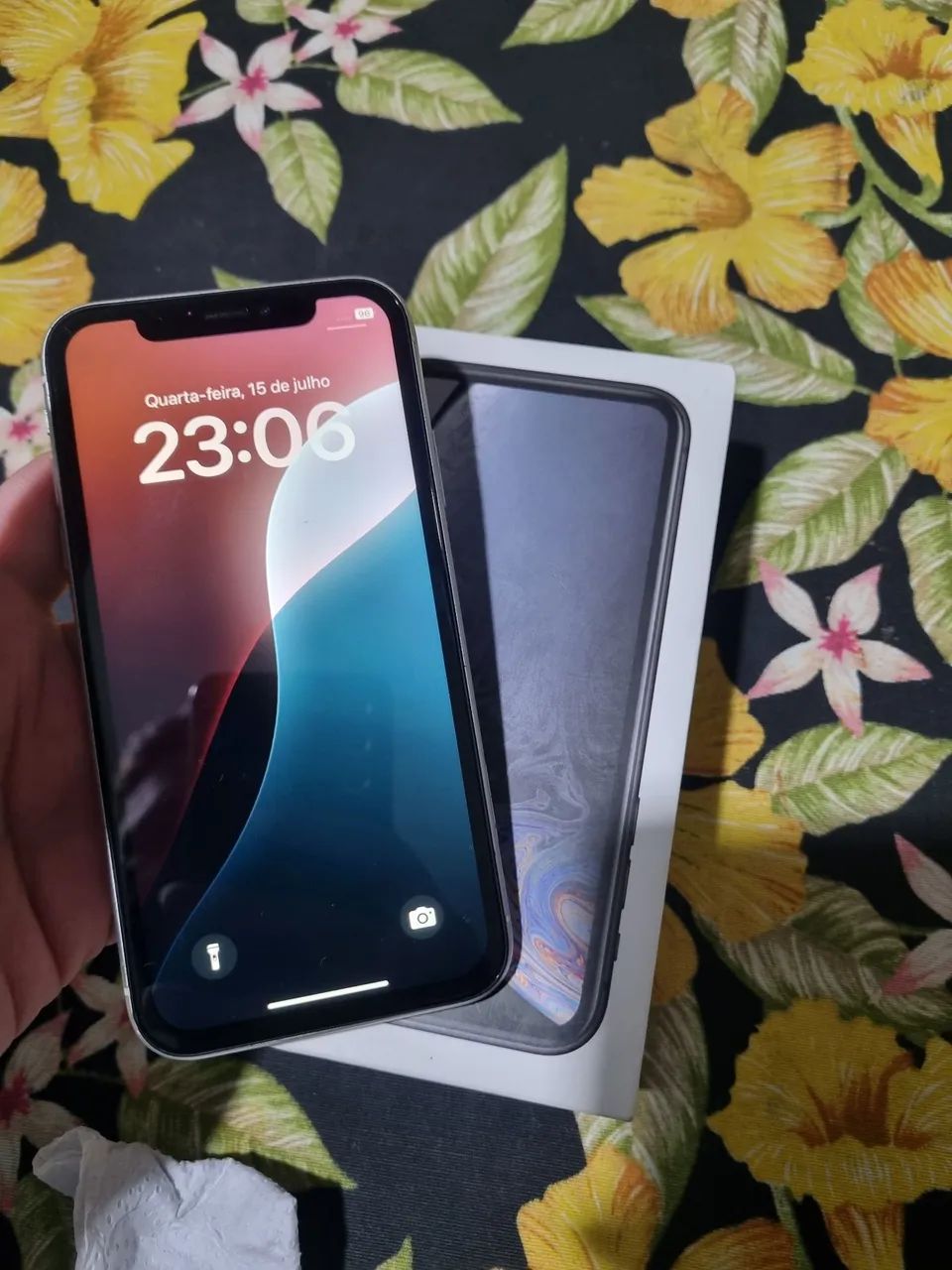 VENDO IPHONE XR BRANCO