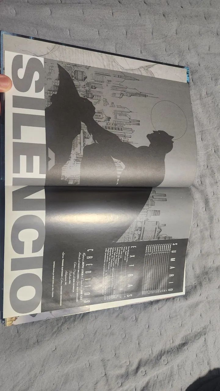 Batman Hush/ Silêncio - Capa Dura - Foto 3