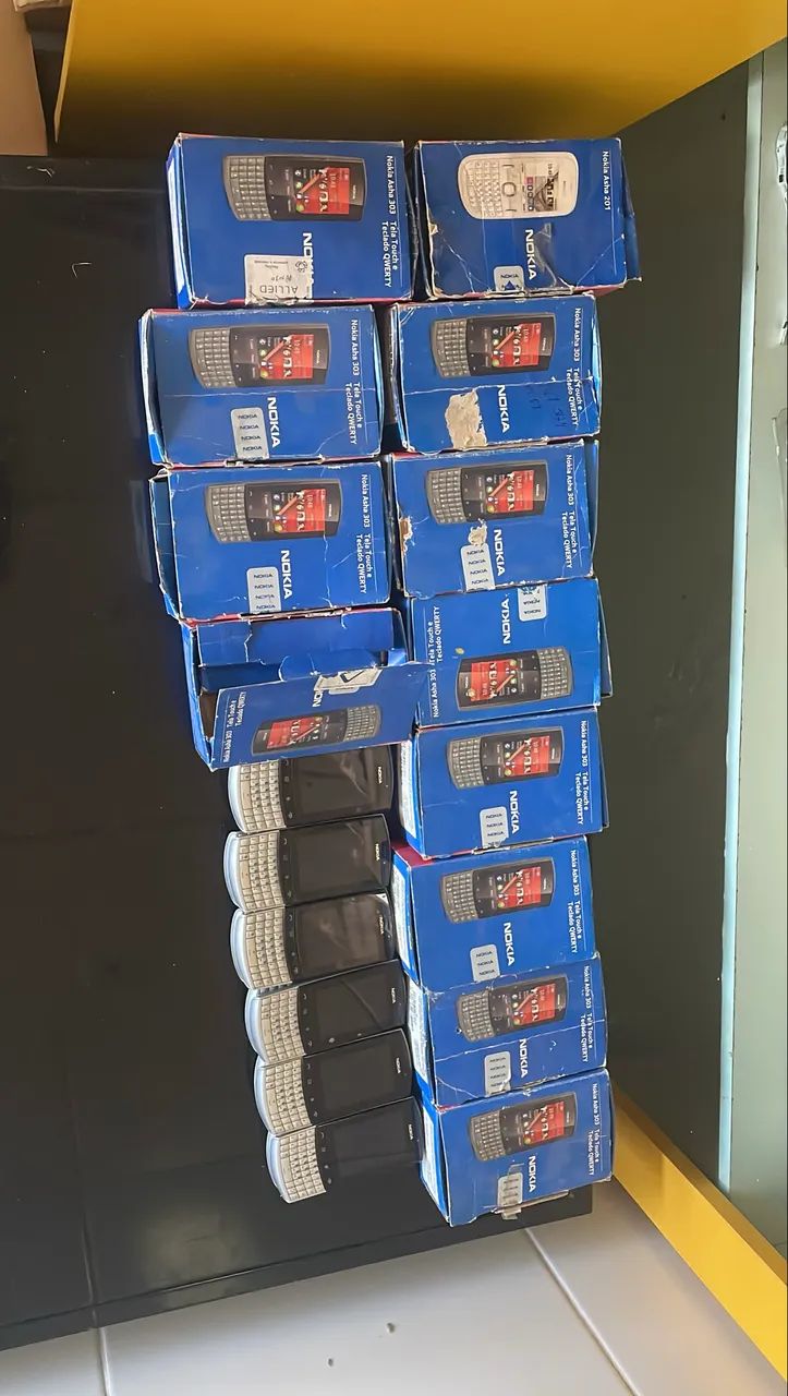Vendo celulares Nokia cada um 50 com carregando e fone  - Foto 2