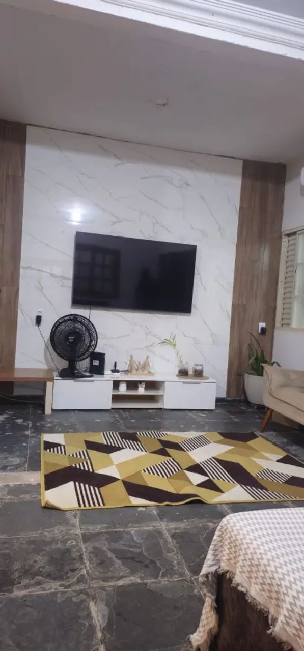 Vendo casa próxima ao shopping estação.  - Foto 2