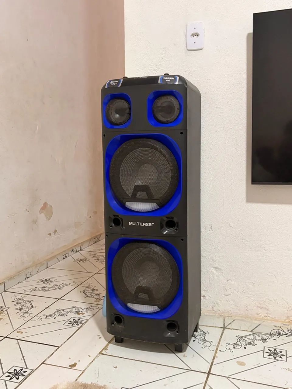 Caixa de Som Multilaser 2000W RMS 