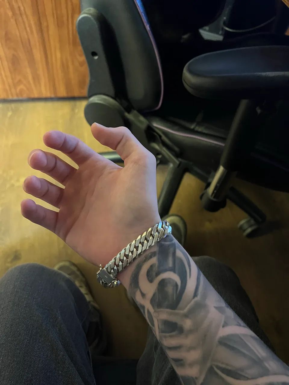 Pulseira Prata 13MM, algumas marcas mais utilização normal  - Foto 2