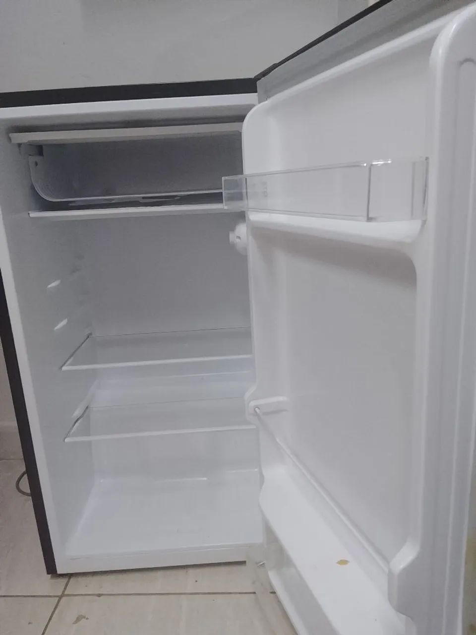 Frigobar Philco 220 volts  - Foto 2