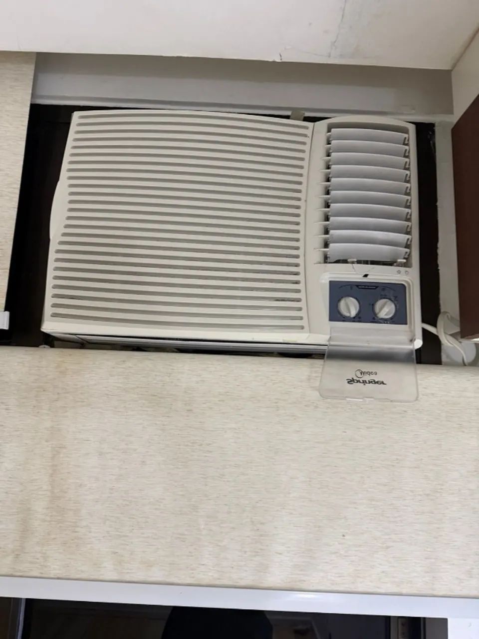 Ar-condicionado Springer Midea 18.000 BTUs