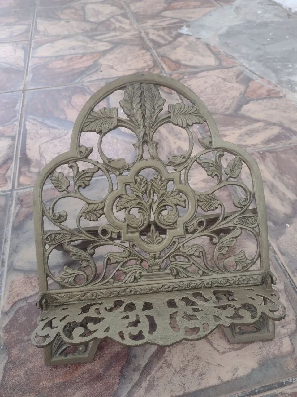 Porta bíblia de bronze 65171908710402122