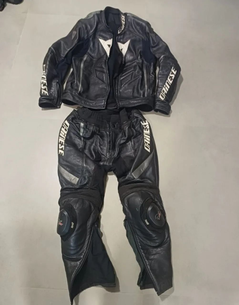 Macacão motociclista couro dainese